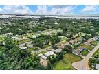 1670 Lakeview Pl, Englewood, FL 34223