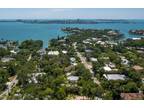 1913 S Orange Ave, Sarasota, FL 34239