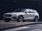 2022 Volvo V60 Cross Country