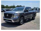 2022 Nissan Titan 4x4 Crew Cab SV