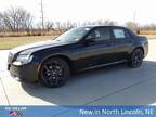 2023 Chrysler 300 Black