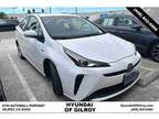 2022 Toyota Prius LE