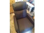 Recliner chocolate brown excellent condition