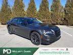 2023 Chrysler 300 Gray, 875 miles