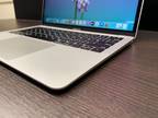 Apple MacBook Air 13" M1 16GB RAM 256GB SSD - APPLE CARE+ - SONOMA - 8C/7C