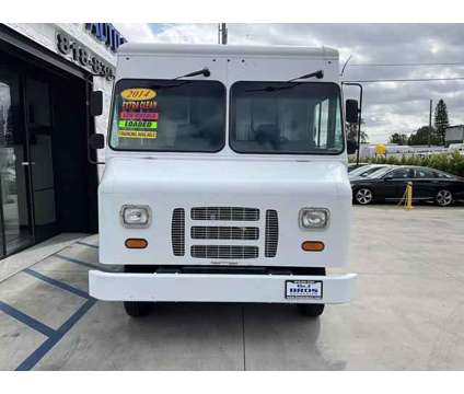 2014 Ford E350 Super Duty **FLEX FUEL** ** 14 FT STEP VAN** for sale is a White 2014 Ford E350 Super Duty Van in Pacoima CA