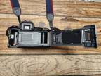Canon EOS 500 SLR 35mm Film Camera & Zoom Kit