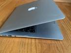 MacBook Air A1466 Core i5 4GB RAM 256GB SSD 13" MJVE2LL/A Laptop Silver