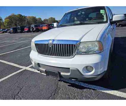 2004 Lincoln Navigator for sale is a White 2004 Lincoln Navigator 4dr Car for Sale in Humboldt TN