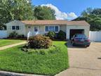 Brentwood, Suffolk County, NY House for sale Property ID: 417424471