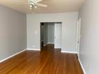2 bedroom in Chicago IL 60620