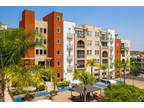 2 Beds, 2 ½ Baths Seaport Homes Luxury Homes & Townhouses - Apartments in San