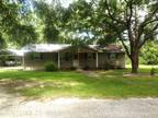 3 br, 2 bath House - 220 Lessie Brown Rd.