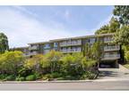 Remodeled Spacious 2bed/2ba Belmont Condo - Carlmont Village