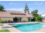 1585 Country Club Dr - Houses in Riverside, CA