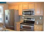 850 Camelback Pl