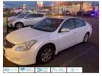 2010 Nissan Altima White, 121K miles