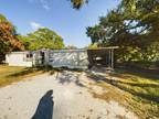 2295 Bailey Rd, Mulberry, FL 33860