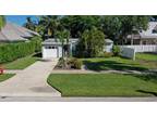 395 7th Ave S, Naples, FL 34102