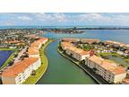 17 Harbour Isle Dr W #206, Fort Pierce, FL 34949