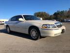 2007 Lincoln Town Car Signature Limited