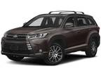 2017 Toyota Highlander SE