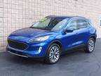 2022 Ford Escape Hybrid Titanium