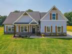 302 Webb Mdws Dr, Jefferson, GA 30549