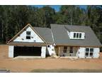 114 Highland Pointe Dr, Lagrange, GA 30240