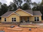 1505 Wisteria Dr, West Point, GA 31833