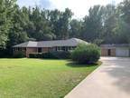 114 Southbrook Dr, Griffin, GA 30224