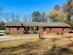 211 Blackwood Ct SE, Calhoun, GA 30701