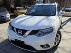 2016 Nissan Rogue White, 79K miles