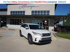 2017 Toyota Highlander White, 91K miles