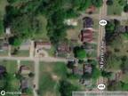 Foreclosure Property: Vine St # A