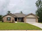 1827 Sunset Maple Rd #32B, Cantonment, FL 32533