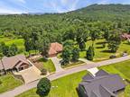 221 Lola Dr, Blairsville, GA 30512