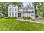 Single Family Rental, Colonial, Contemporary - Stamford, CT 88 Kenilworth Dr W