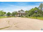 205 N Agnes St Viborg, SD