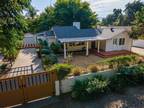 228 N Pueblo Ave - Houses in Ojai, CA