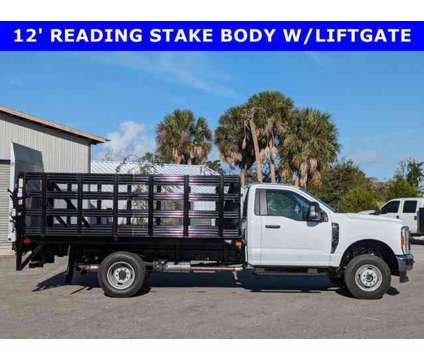 2023 Ford Super Duty F-350 DRW XL is a White 2023 Ford Car for Sale in Sarasota FL