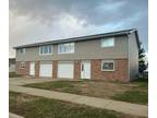 Sioux Falls, This three-bedroom, two-bath townhome has a