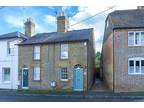 2 bedroom end of terrace house for rent in Oak Cottage, Wises Lane, Borden