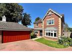 4 bedroom detached house for sale in Penn Meadows Close, Brixham - 35660352 on