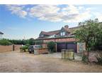 4 bedroom barn conversion for sale in White Horse Mews, White Horse Lane