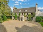 6 bedroom detached house for sale in Palgrave, Diss, IP22