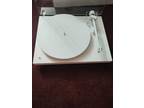 Project Debut Pro White Edition Turntable