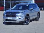 2023 Mitsubishi Outlander Phev SE