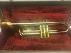 Vintage F. E. Olds Special Trumpet 1958. With Case, mouthpieces and mute.