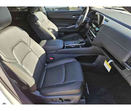 2024 Nissan Pathfinder SL 4WD is a White 2024 Nissan Pathfinder SL SUV in Saint George UT